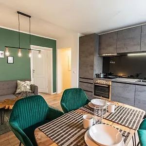 messeuni-modern-stylish-for-4-kitchenparking.com-bavaria.com/